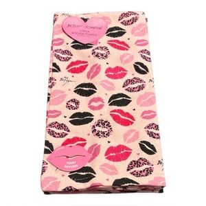 Betsey Johnson Pink & Black Lip Print Kitchen Towels - 2 Pack - NWT